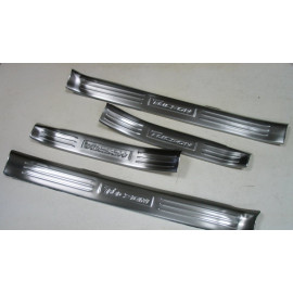 Накладки на пороги верхние Hyundai Tucson 2017 тип G